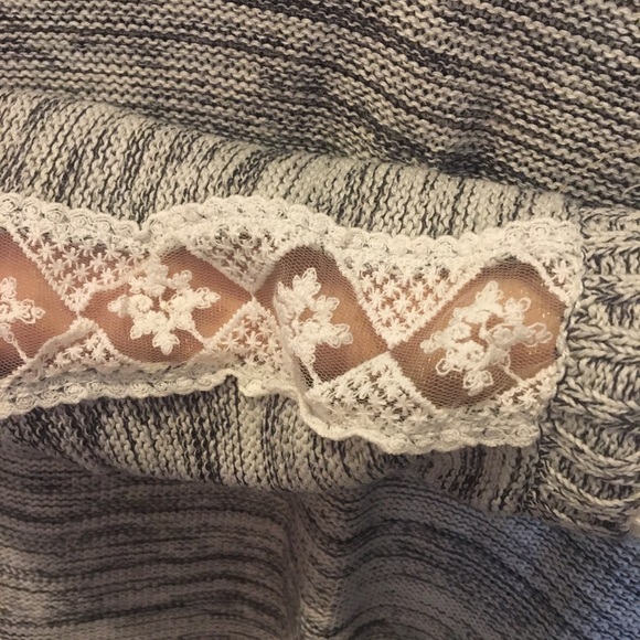 Live & Piper by Vanity Sweater - Picture 5 of 7